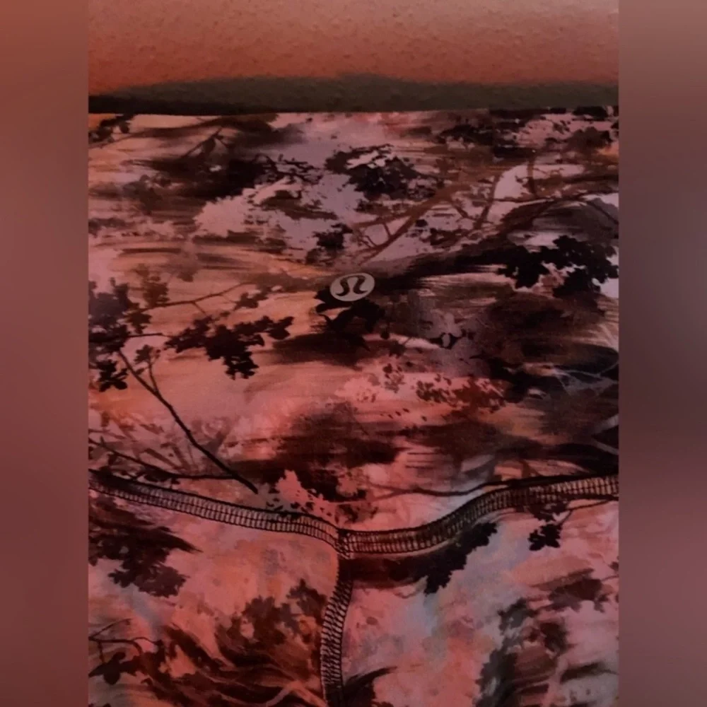 Lululemon Leggings - Picture 8 of 17